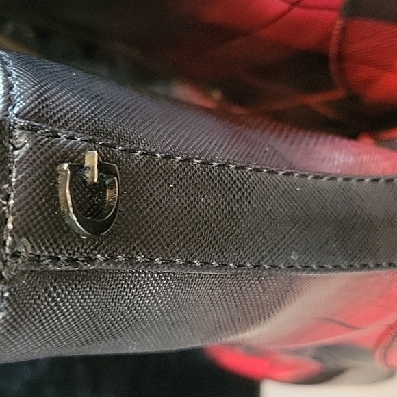 GUESS Red and Black Plaid Boots New In Box - Picture 6 of 16